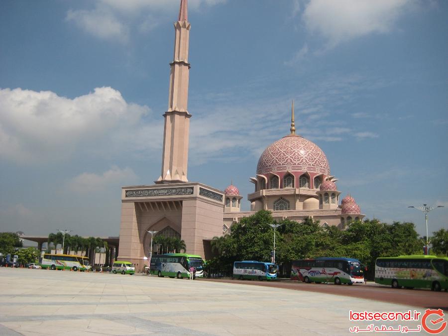سفرنامه کوالالامپور(شهری با ساختمانهای بلند و مردمی متواضع)  