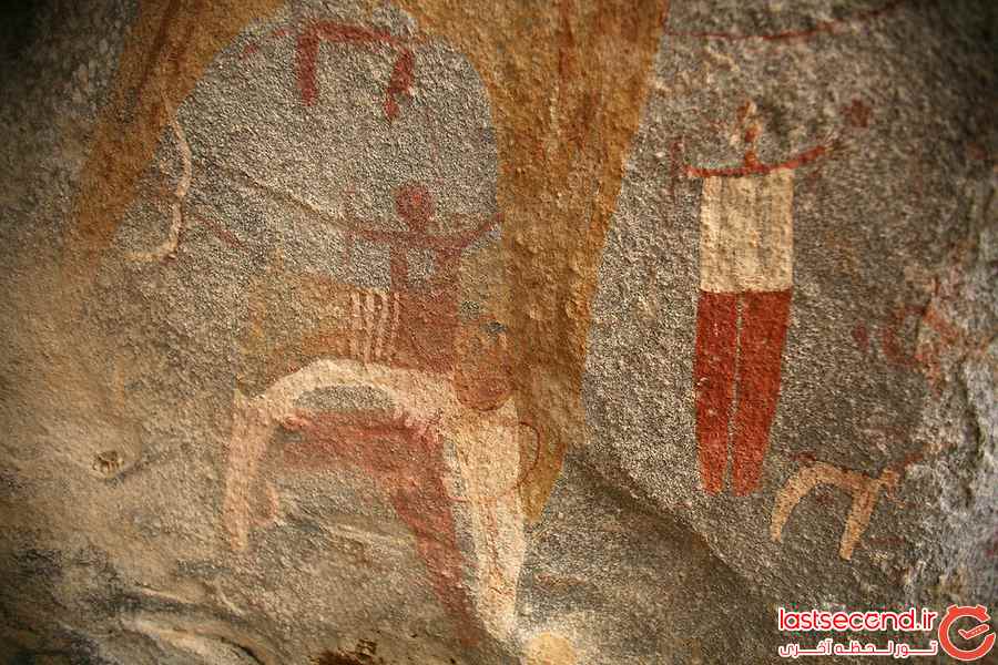  تصاویری هنرنمایی انسان های اولیه بر دیواره غارها   