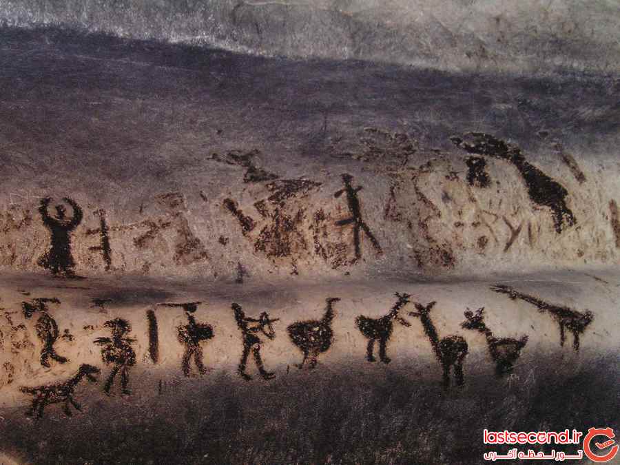  تصاویری هنرنمایی انسان های اولیه بر دیواره غارها   