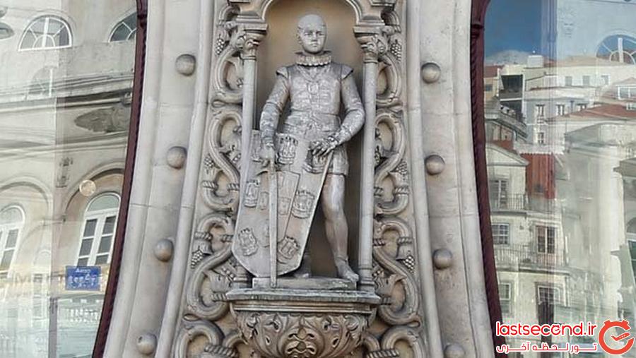 مجسمه ۱۲۶ ساله پادشاه پرتغال قربانی عکس سلفی شد   