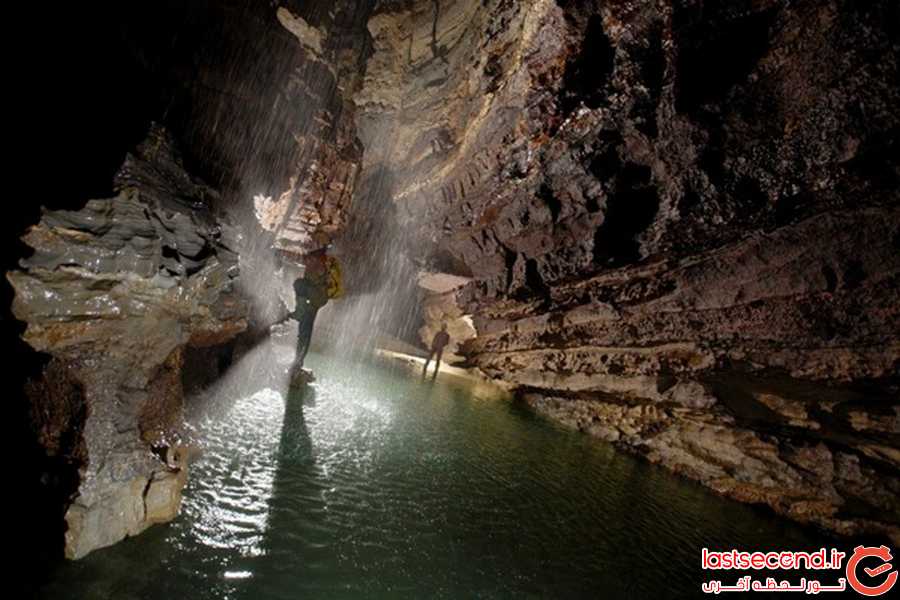 عمیق ترین غار شناخته شده ی جهان 
