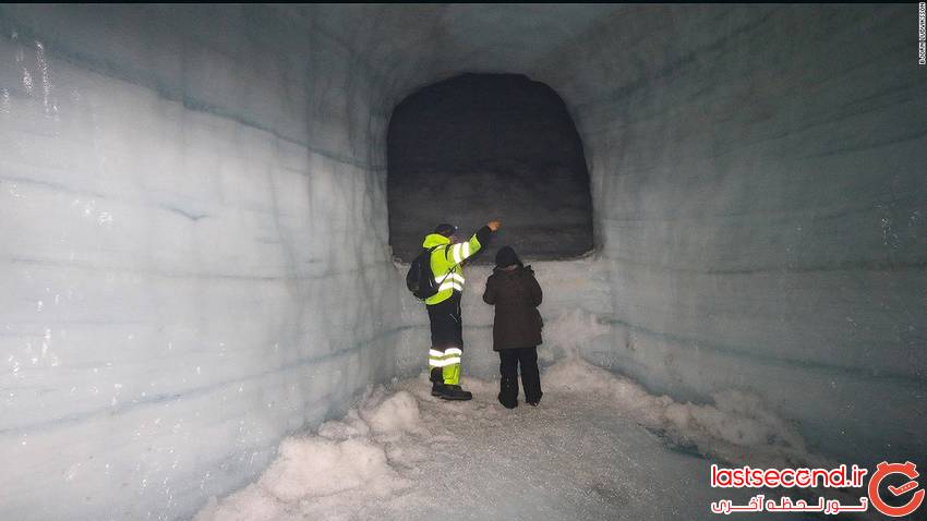  تصاویری زیبا از بزرگترین تونل یخی دست ساز در ایسلند   