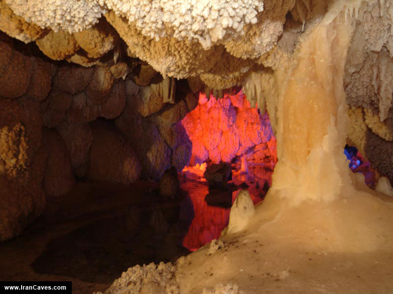 غار چال‌نخجیر  