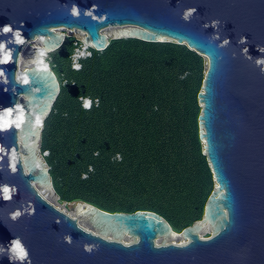 سنتینل، جزیره ای که از تمدن به دور است  