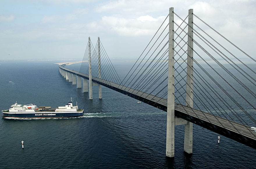 پلی شگفت انگیز که دانمارک و سوئد را بهم متصل می کند    