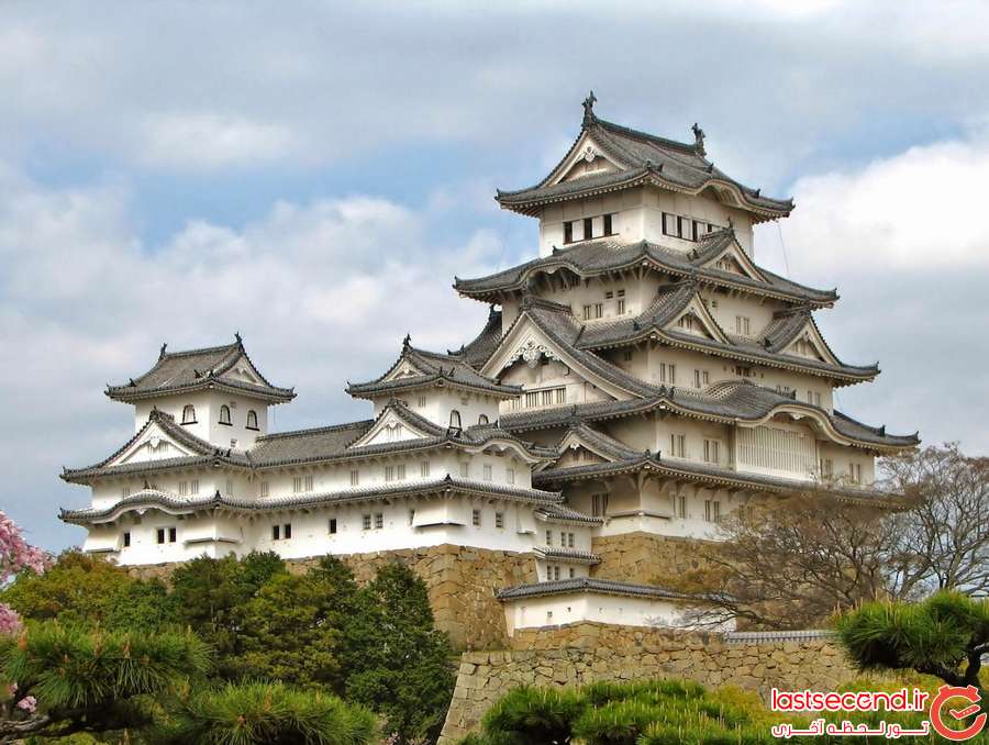 آشنایی با قصر زیبای هیمه جی در ژاپن